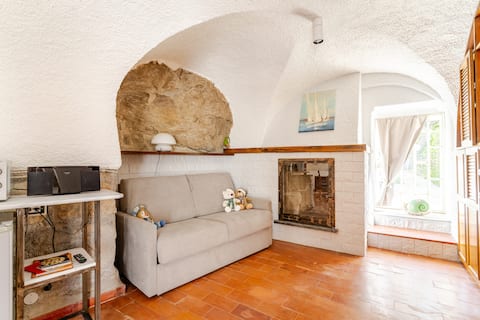 Proprietà Airbnb di successo: La Romantica a Cipressa