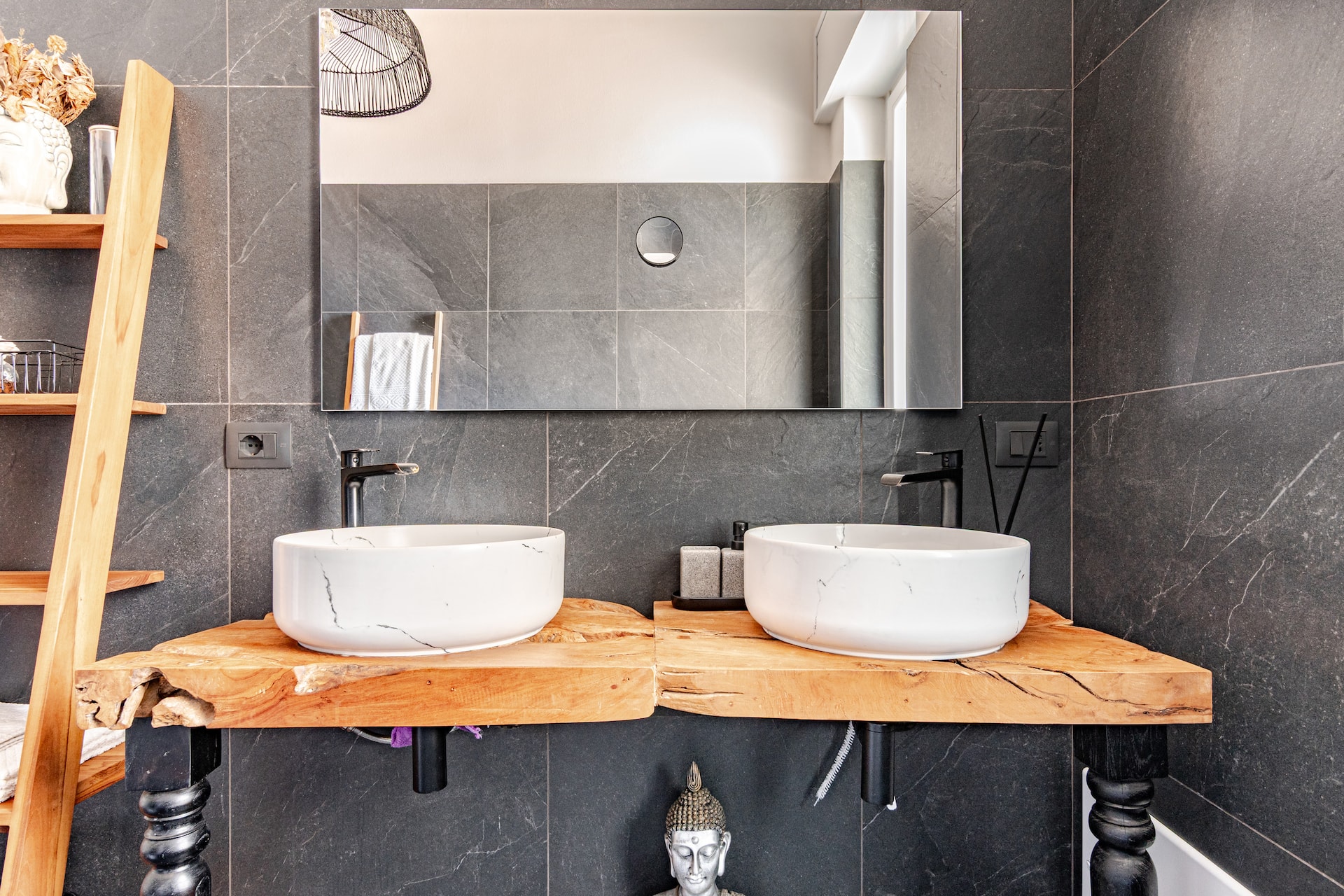 {Apartment - 5* Design} Centrale [Novara]