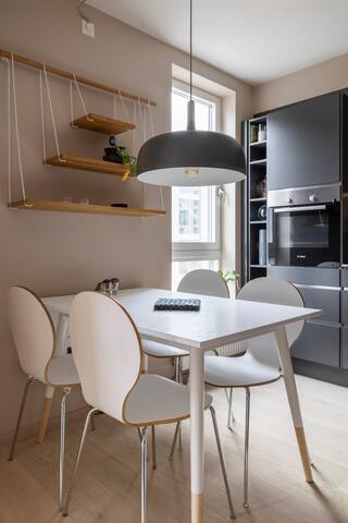 Romslig 4 roms på Grünerløkka.Gratis parkering gallery image 3