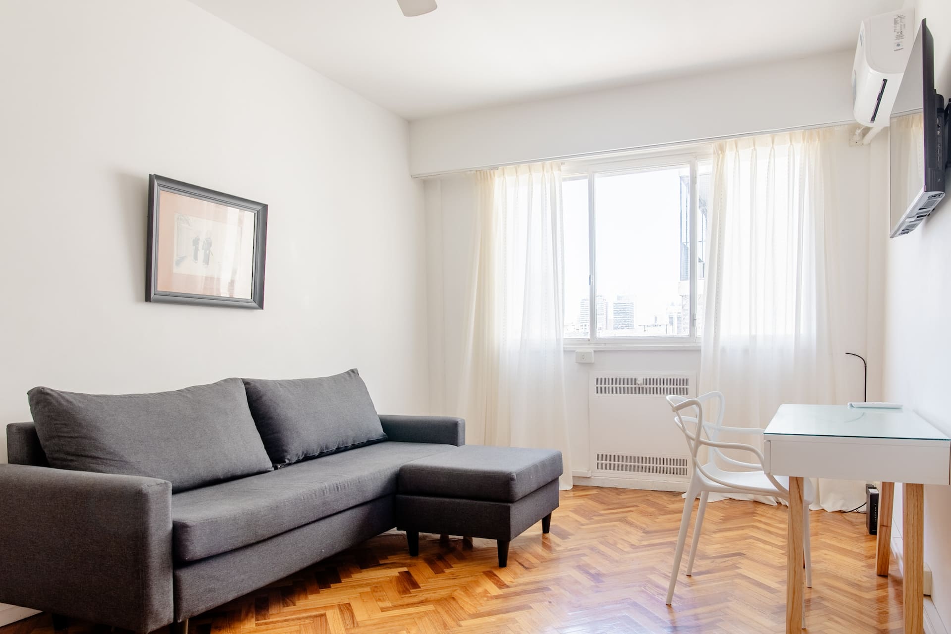 Two-bedroom apartment in Retiro