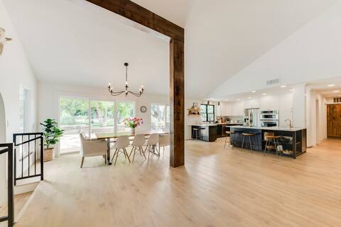 Cozy Eagle home on three acres