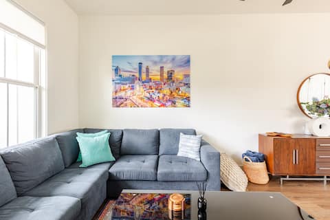 Successful Airbnb property: Cozy Walkable City Living Townhome No cleanin fee in Summerhill