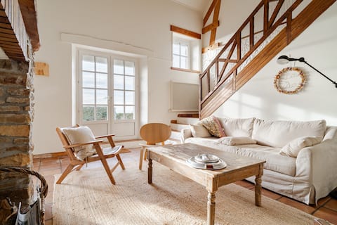 Large house with exceptional sea views