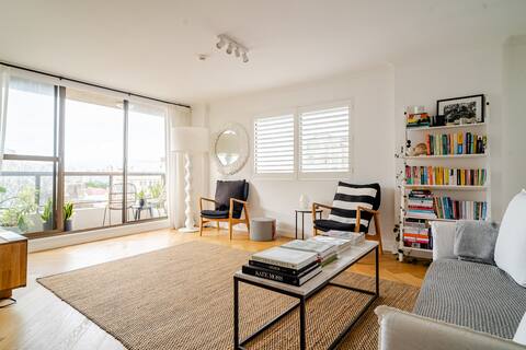Popular Airbnb listing: Potts Point Apartment in Potts Point