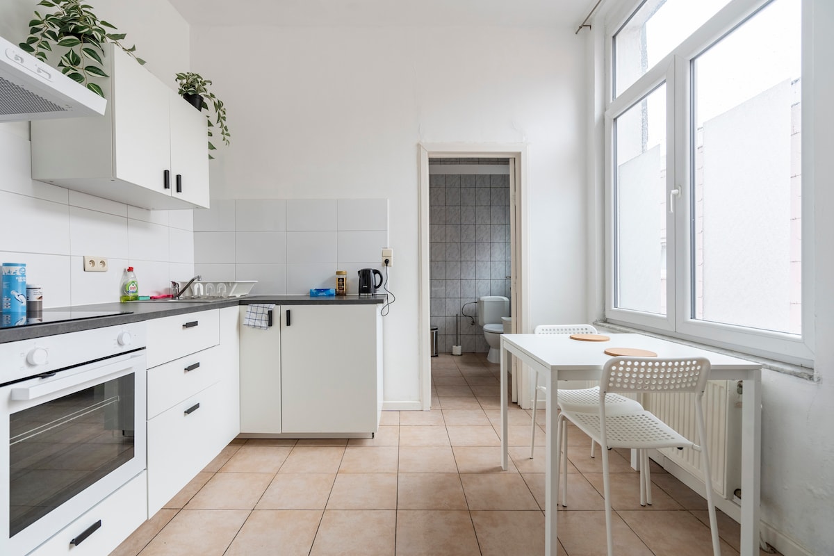 Top Airbnb: Laeken: Warm & Comfortable Cocoon in Laeken Laken