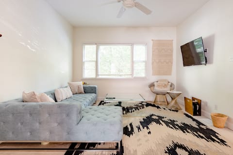 Modern Highlands Escape - Peace, Quiet and Style