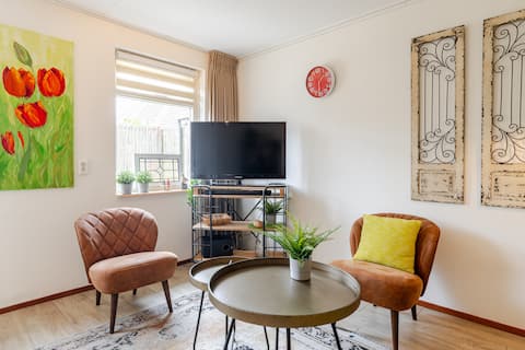 Popular Airbnb listing: De Kleine Stern in Wijk 07 Duinzoom