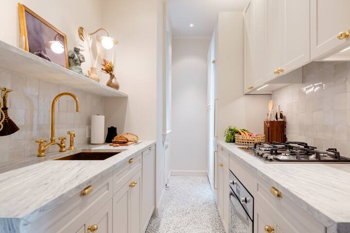 Bliss House • Fifth Ave • Grand 2-Bed • No4A gallery image 4