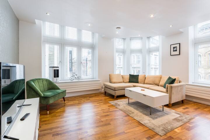 Deansgate Luxury Apartments gallery image 2