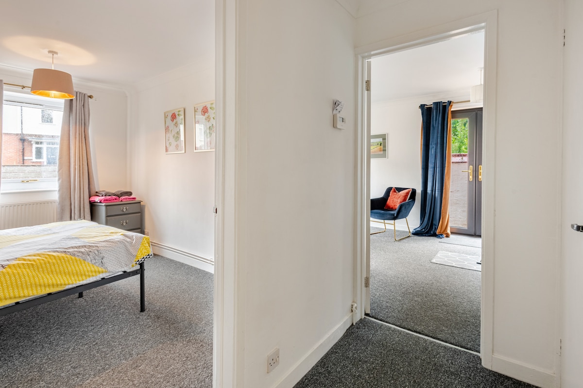Renovated Ground floor flat