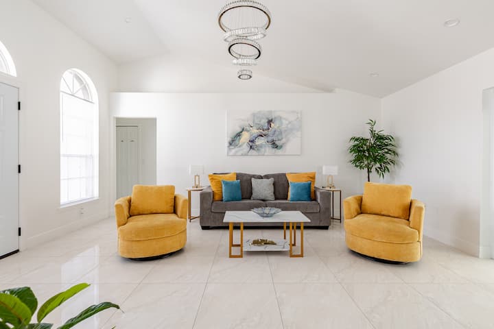 Beautiful Family House W/salt Water Pool (Heated) - Orlando