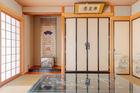 Spacious Home Base by Yadoya