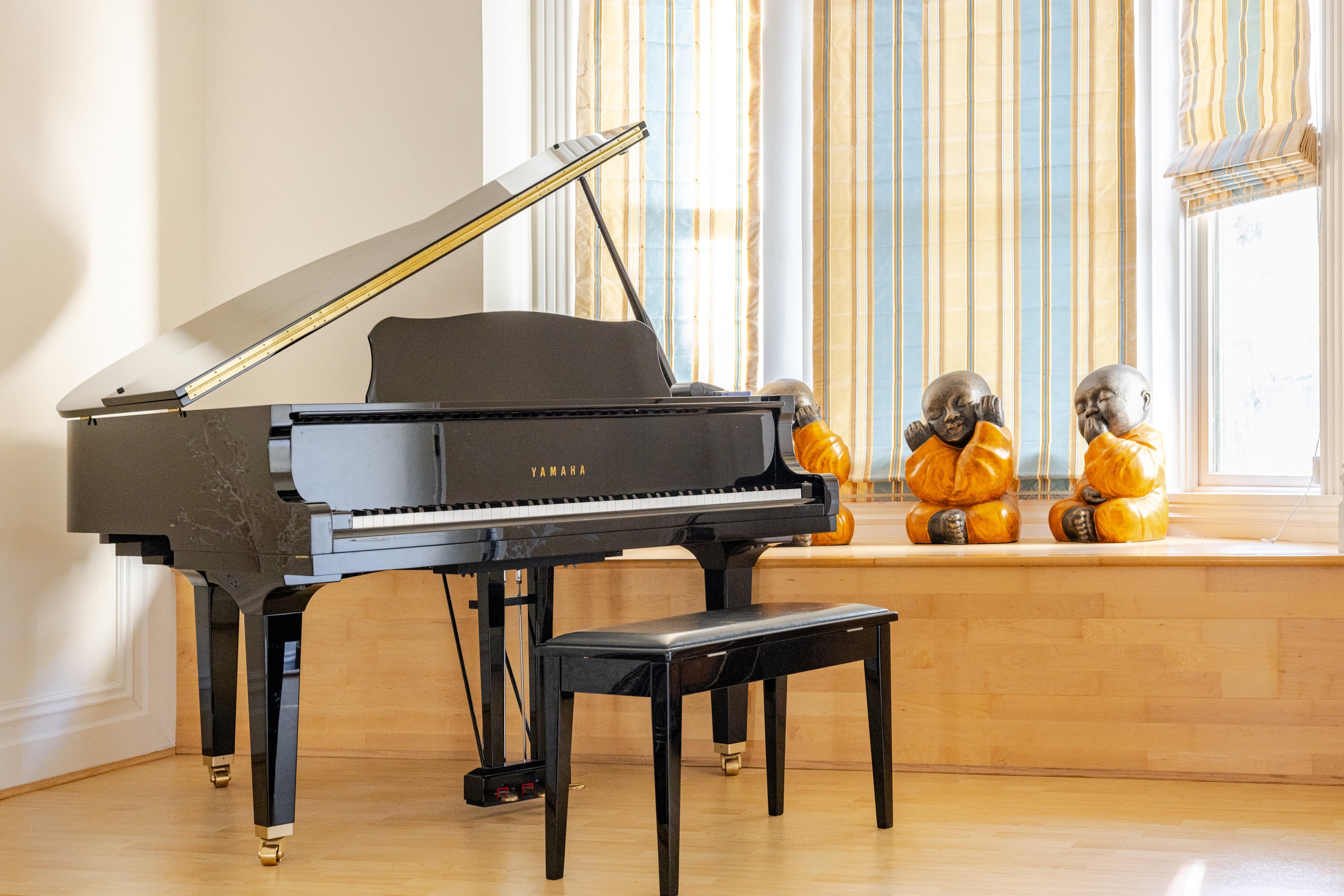 Home in San Francisco · ★4.94 · 3 bedrooms · 3 beds · 2.5 baths - Image 3