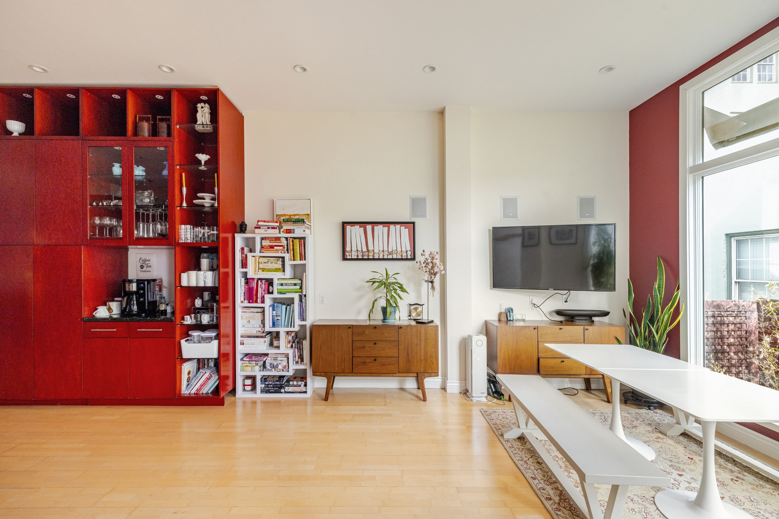 Home in San Francisco · ★4.94 · 3 bedrooms · 3 beds · 2.5 baths - Image 12