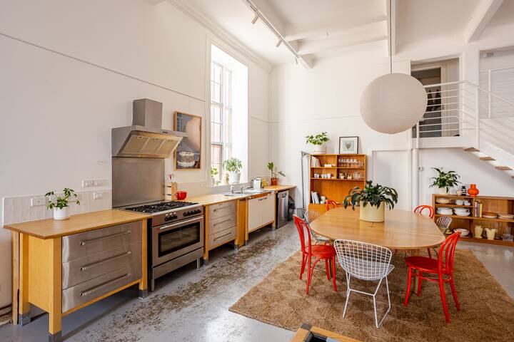 Airy, art-filled Loft in Windsor gallery image 5