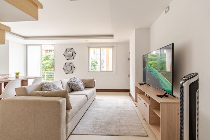 Entire home with 3 bedrooms in Cali - Luxury apartamento en cali 401