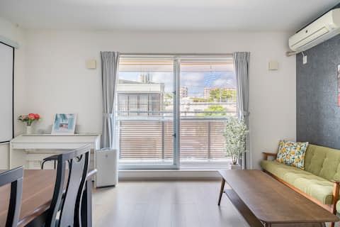 Clean and beautiful/2 cars/4LDK115㎡/12 people max/high-speed Wi-Fi/120 type/20 minutes to the airpor