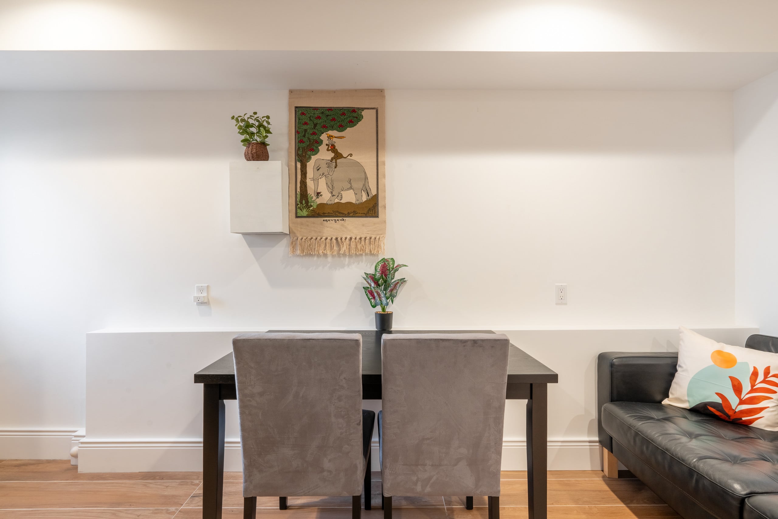 Home in San Francisco · ★4.96 · 2 bedrooms · 2 beds · 2 baths - Image 6
