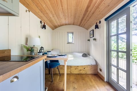 Top performing Airbnb: Higher Brook Shepherd's Hut in South Hams