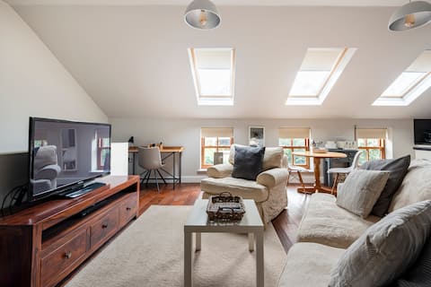 Top performing Airbnb: Beautiful - 1 bed studio apt./free parking. in Lincolnshire