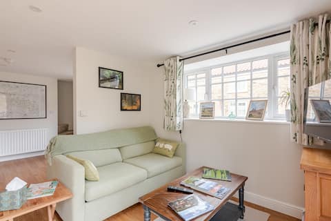 Popular Airbnb listing: Herriot Country peaceful retreat in North Yorkshire