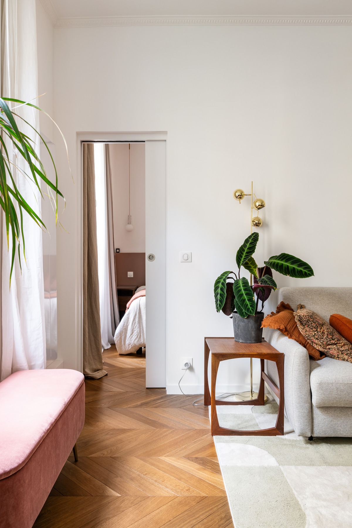 Successful Airbnb property: Beautiful Parisian appartment in Paris 11e Arrondissement