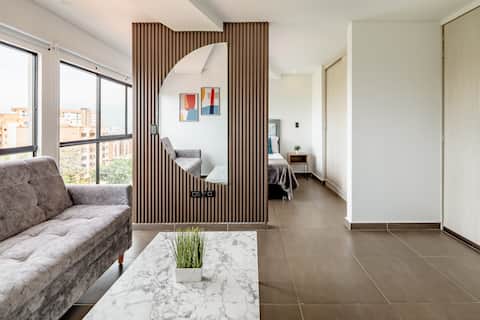 Modern loft | Excellent location | Hills view