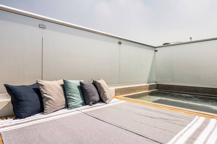 PHA | 4BR | Condesa |pool |jacuzzi |penthouse gallery image 5