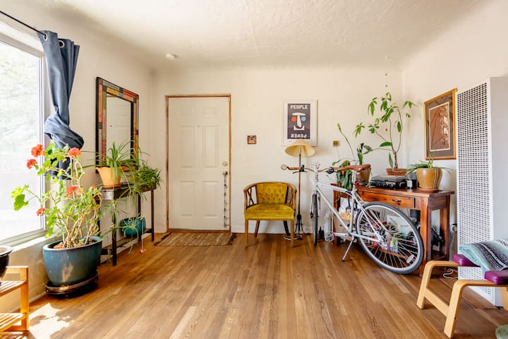 Private Room 2 In Nw Abq - Albuquerque, NM