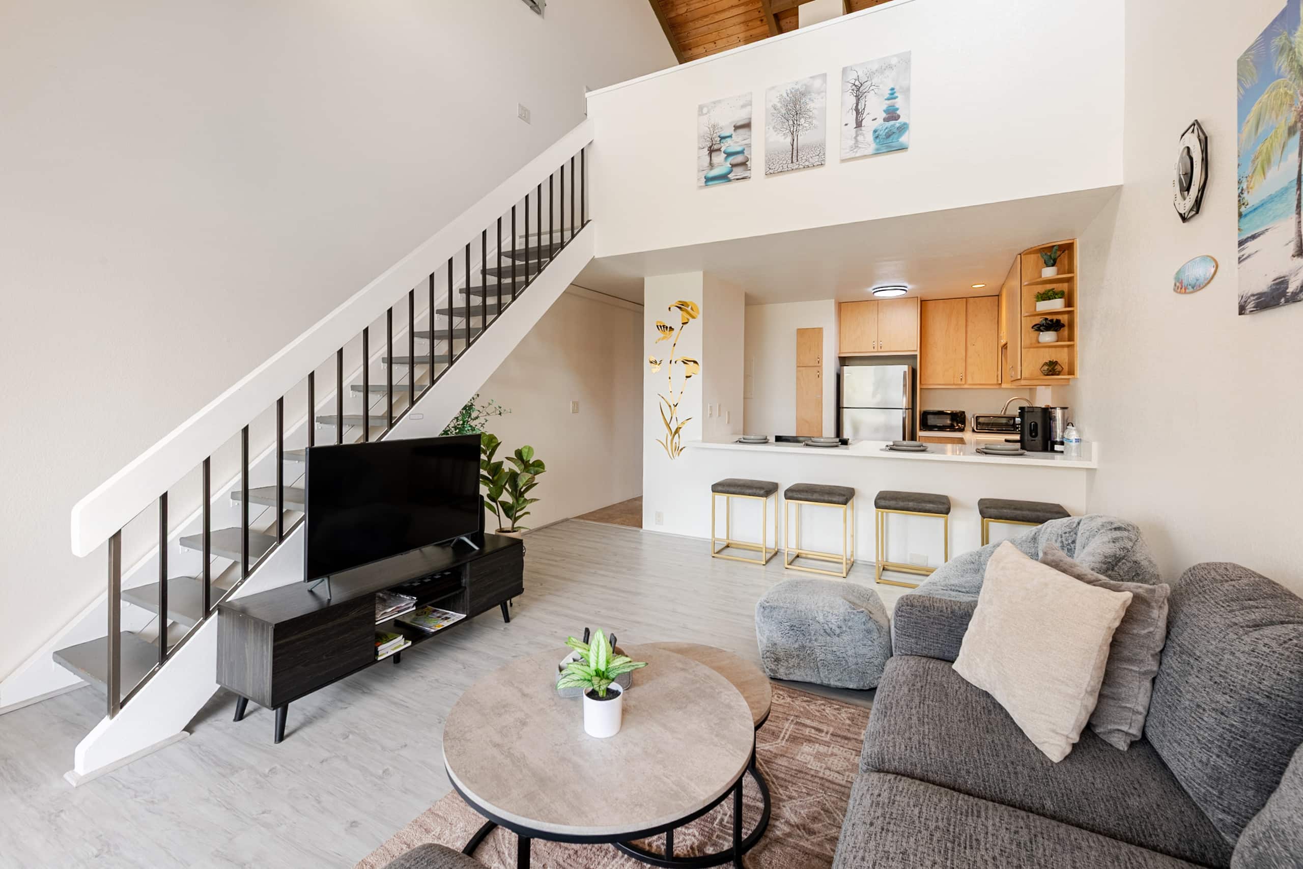 Lokahi Hale. Down town, newly renovated loft - Image 2