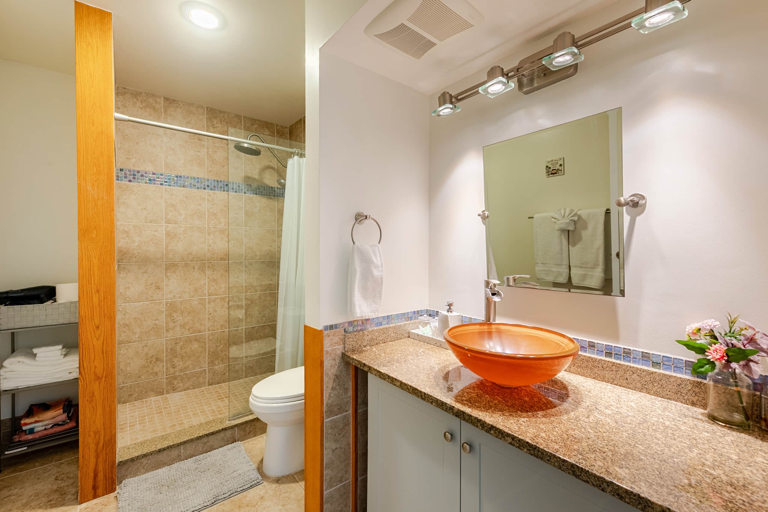 Lokahi Hale. Down town, newly renovated loft - Image 21