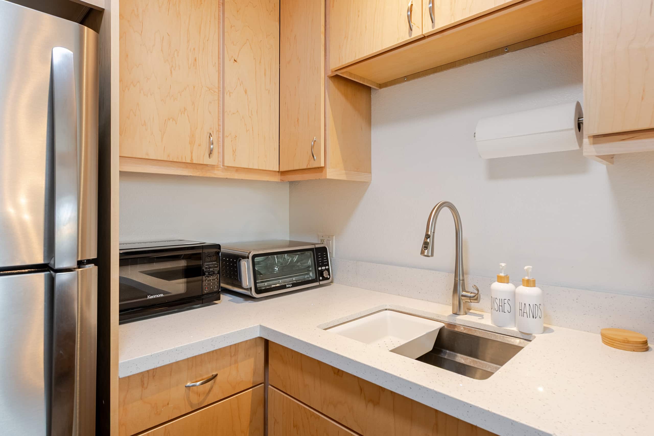 Lokahi Hale. Down town, newly renovated loft - Image 12