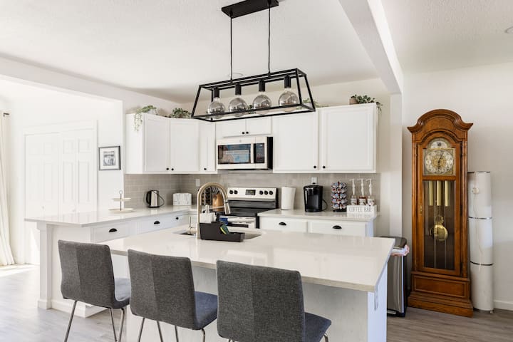 Charming House & Private Guesthouse gallery image 2