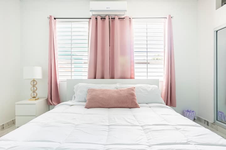 ห้องนอนที่ 1 1 เตียงคิงไซส์