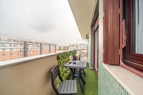 Popular Airbnb listing: Grand Paris Apartment in Vanves