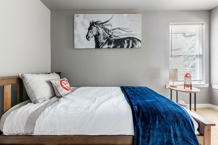 Chumba kimoja chenye kitanda kidogo