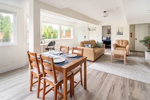 Modern bright 2 bedroom at Citadel