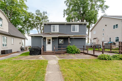 Beachfront in Wine Country!