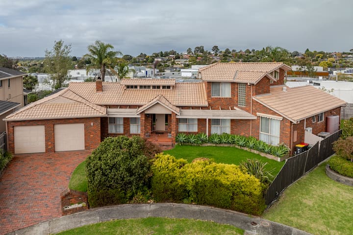 5BR | The peaceful retreat in a tranquil court