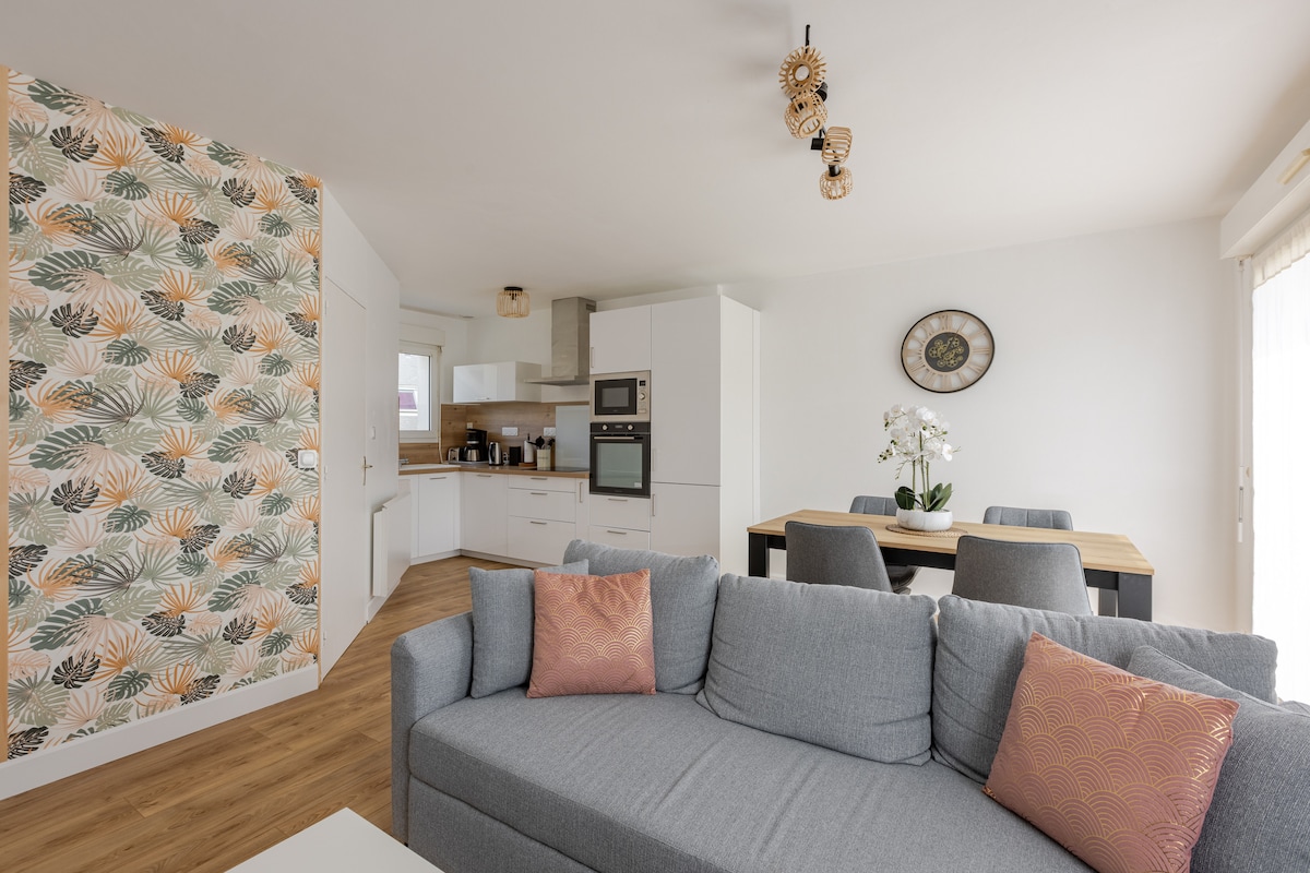 Popular Airbnb listing: Comfortable house Plougasnou 2 bedrooms – 4 guests in Plougasnou