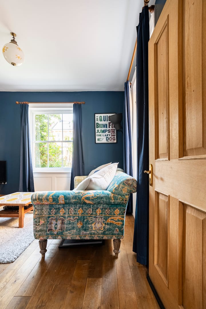 Cosy Cottage In North London Near Tube - Mill Hill