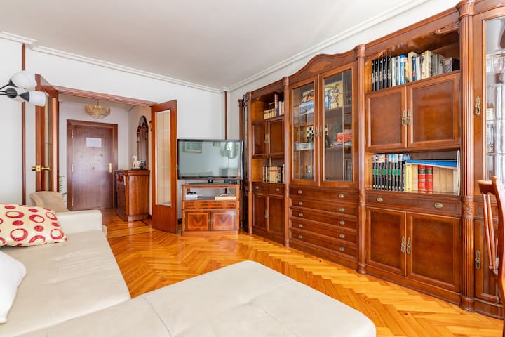 Oasis Living managed Airbnb listing 1