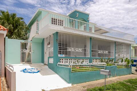 Blue Coral, Bayamón