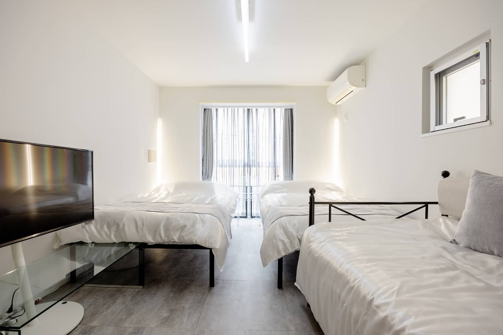 Ebisu & Hiroo Station 10-minute walk, beautiful apartment that can accommodate up to 6 people (201)