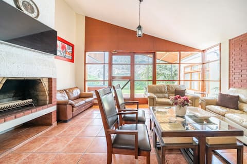 Popular Airbnb listing: Chosica Country House in Antioquía