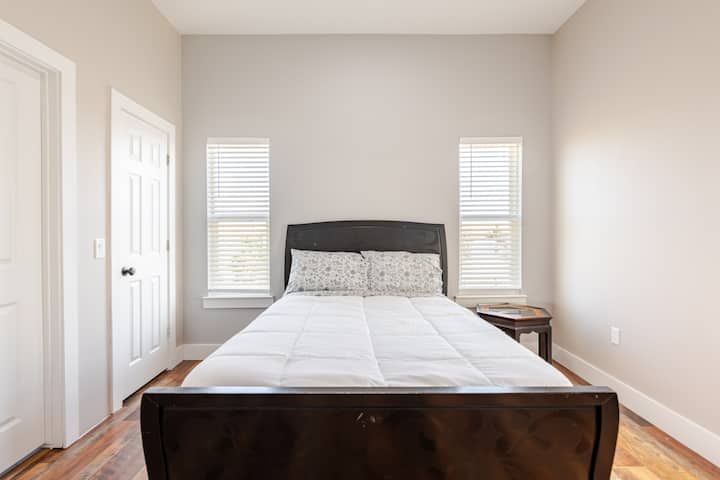 غرفة النوم 1