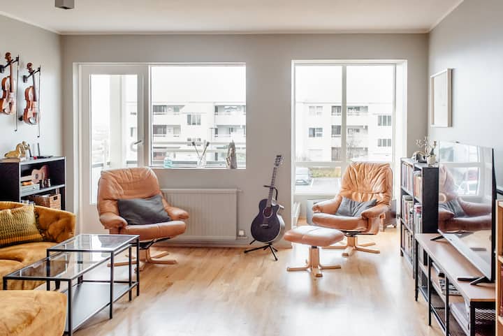 Bright And Charming Apartment - Reykjavík