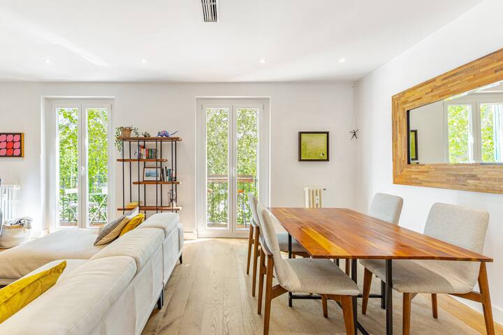 Amazing modern apartment in Madrid (B. Salamanca) gallery image 2