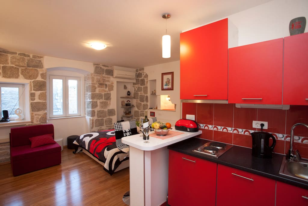 Luxury studio in town center