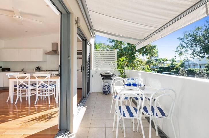 Hydra Palm Beach gallery image 2